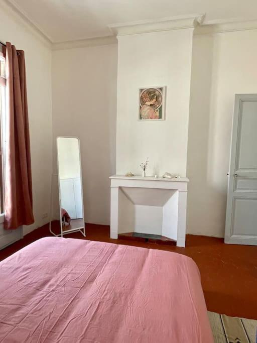 Le Montmorency 41 Authentique Et Cosy Centre Historique Proximite Parking Gratuit セット エクステリア 写真